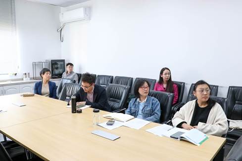 说明: G:\#1 材纺免费直播
-公共\1 材料工程系工作日志\3 基层教学组织\2022-2023-2\聘课照片\4.26 教师竞课\20230426-IMG_1529.jpg